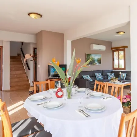 Villa Pelagos Paphos Exterior photo