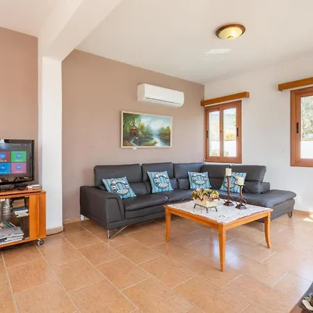 Villa Pelagos Paphos Exterior photo